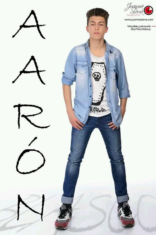 aaron_blasco's tweet photo. Y esta? #posteraaron 
3 http://t.co/cM4CijxQ2V