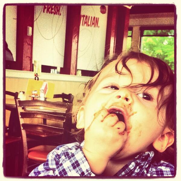 Fazolis's tweet image. @Embowww - @g0dzilary is all "I woke up like this." #breadication