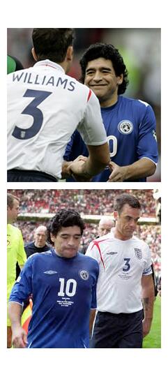 Maradona Retro PICS on X: "Con Robbie Williams en Inglaterra 2 - Resto del  Mundo 1. Mayo de 2006 en Manchester a beneficio de UNICEF  http://t.co/5n1aXAv98Z" / X