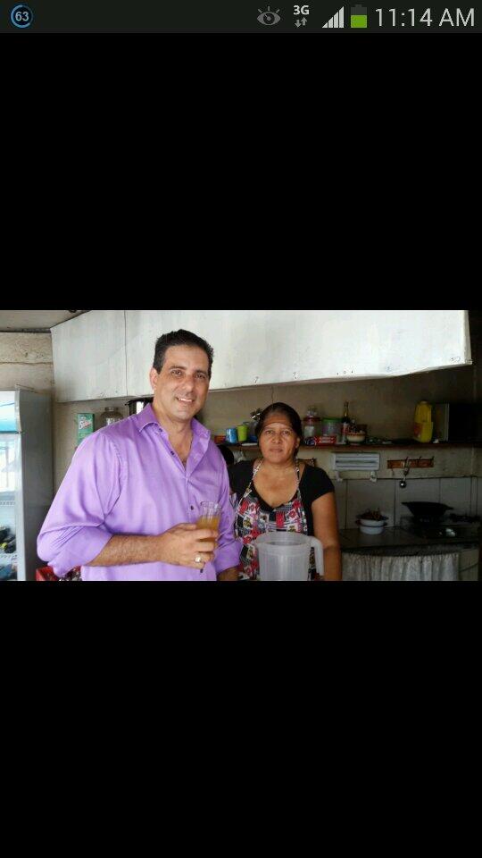 robertoearias's tweet photo. Visitando a nuestros convencionales, Volveremos x+ cambios. @Arnulfo_Arias @JDAriasV @ericardilapty @EMERITANAVARR06 http://t.co/nz51NLdWDL