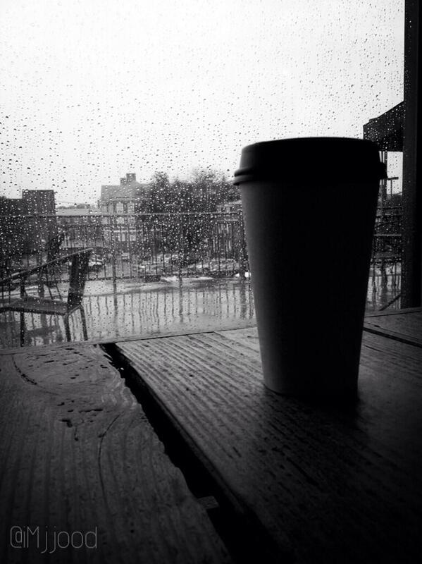 MaybeColorful's tweet photo. #غرد_بصورة
 #تصويري 
#أبيض_وأسود http://t.co/b1kB86OJB3