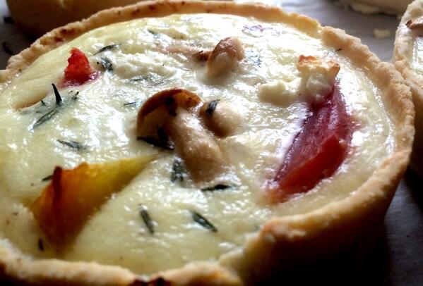 SmallFish_Co's tweet image. Warming up today with roasted beet and sautéed mushroom mini quiche! Thyme and feta sneaking in there too! #hamont