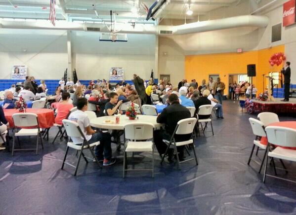 Lori supporters are out in full force in Scott County &amp; Dallas West is singing! Come join us @ the B&amp;G Club. #Lori4DA