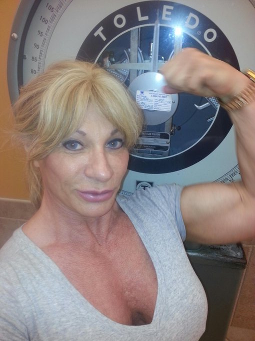 Meet me. 1st lbs solid sent muscle.  http://t.co/Ptcx1faten http://t.co/ySx5AET6Tc<a href="/tag/femdom"class="tags"><span>#femdom</span></a><a href="/tag/sexyfeet"class="tags"><span>#sexyfeet</span></a><a href="/tag/sessions"class="tags"><span>#sessions</span></a><a href="/tag/stronglegs"class="tags"><span>#stronglegs</span></a>