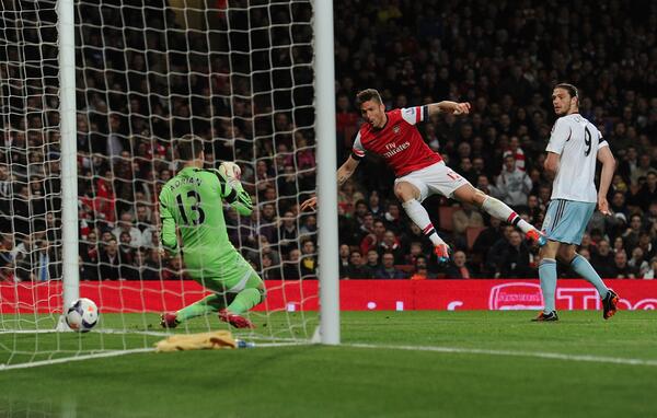 Arsenal's tweet photo. BOOM! @_OlivierGiroud_ fires #Arsenal in front! #AFCvWHU http://t.co/TujPlwcYMm