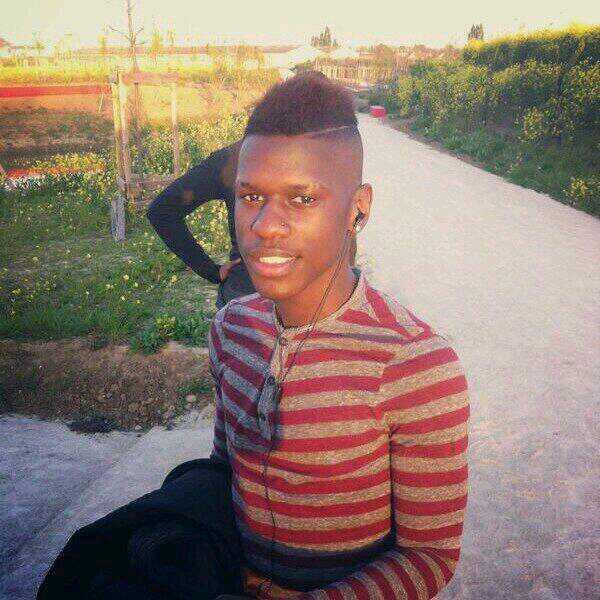BrixoAzelay's tweet photo. Ta meuf me fait les yeux doux 😍 new twiiter @BrixBrazza http://t.co/NUSvVTE09I
