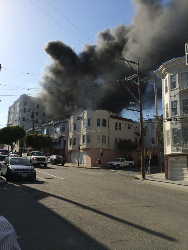 Lzbrlnt's tweet photo. Fire at 14th and Dolores #sffire http://t.co/jns2D1HU2T