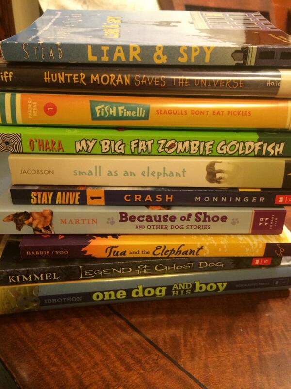 Lynch_Library's tweet photo. Ready for vacation! Let the reading begin! Hopefully some contenders here for the Winchester Reading Rocks list! http://t.co/EcbA31woGn