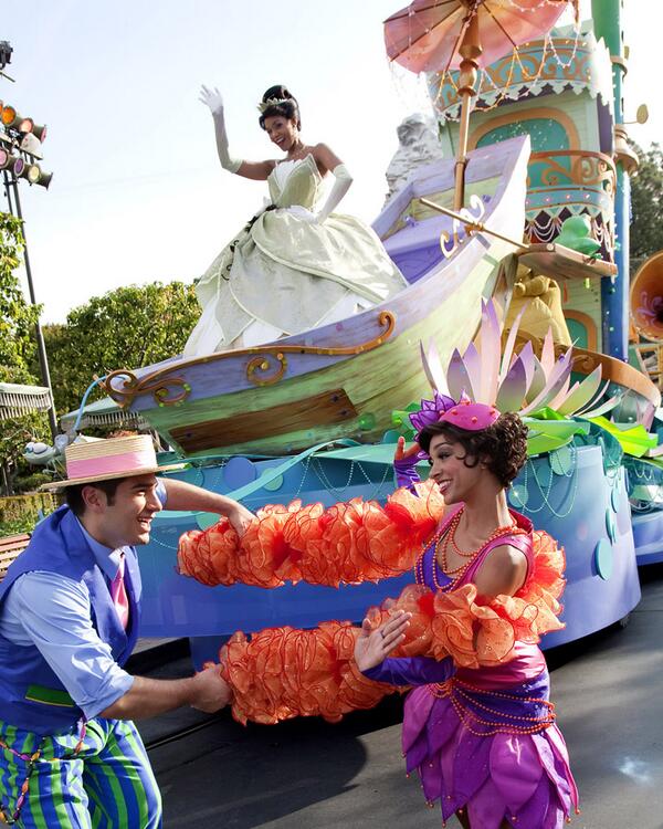 Disneyland's tweet photo. Character Wisdom: "When you find out who you are, you'll find out what you need." - Mama Odie  http://t.co/vmtvlSw7Q4