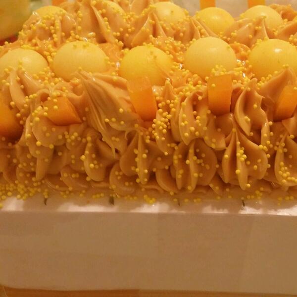 SNatureInspired's tweet image. New2 lb batch of Lemon Cake Soap Lemon &amp;amp; Patchouli essential oils. #naturalsoap #lemoncakesoap #simplynatureinspired