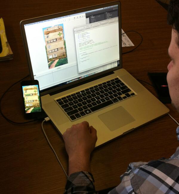 iamBulbash's tweet image. На пути героя встречается много препятствий.Чтобы облегчить задачи,в игре предлагаются, так называемые, «помощники».