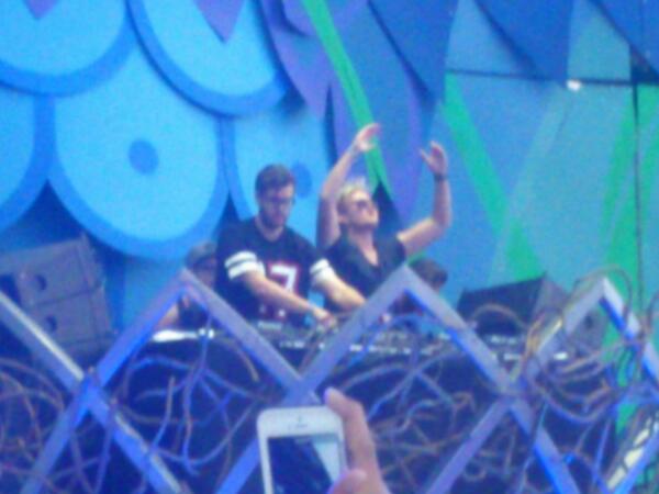 YaelMartiinez_'s tweet photo. #cazzette #edcmx cosas que no se olvidan <3 http://t.co/qpmKY76hPf