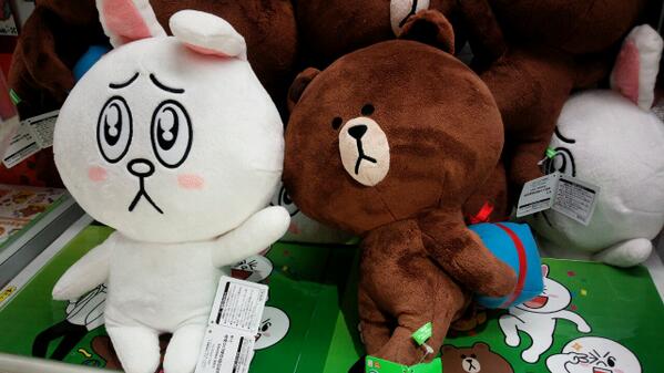 タイトーステーション上野アメ横店 プライズ Lineおねだりbigぬいぐるみ のご紹介です Line の人気キャラ ブラウンがプレゼントを背中に隠していて コニーがキラキラおめめでおねだりしているぬいぐるみです 二つ揃えると面白いですよ プライズ タイトーステーション上野アメ横店 プライズ Lineおねだりbigぬいぐるみ のご紹介です Line の人気キャラ ブラウンがプレゼントを背中に隠していて コニーがキラキラおめめでおねだりしているぬいぐるみです 二つ揃えると面白いですよ プライズ