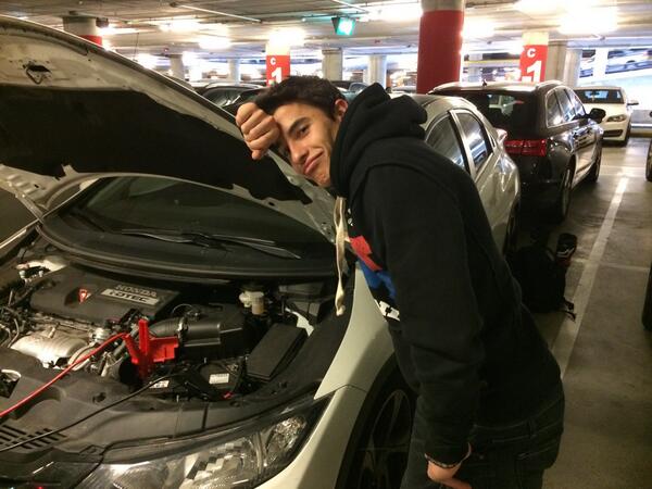 Pobrecillo nuestro <a href="/marcmarquez93/">Marc Márquez</a> con el aueño que tendra jajajajaja 😰🔫