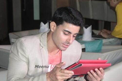 Embedded image permalink