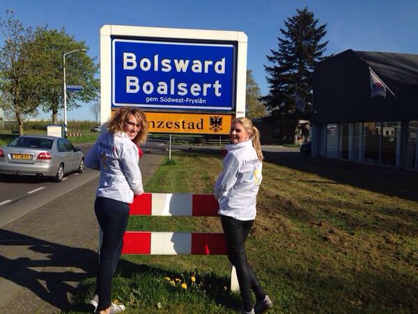 helptalentnu's tweet photo. Promotieteam #helptalentnu vandaag oa in @SWFryslan @FokkemaSilvia. Info over subsidie? http://t.co/wkPU7y6YtY http://t.co/saYvq90VCt