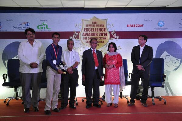 FetrInfo's tweet photo. Mr.Vinit Pandya of Chemical Engineering awarded by Shree Devang Mehta Excellence Award 2014 for CS in English http://t.co/U0aEDCtNBy