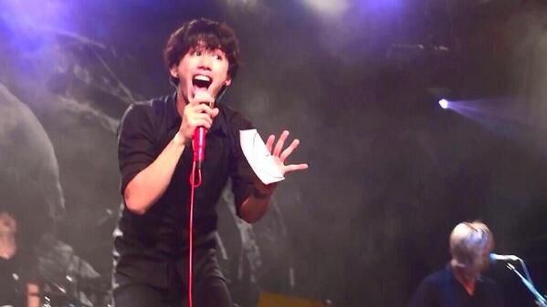 oor_7y's tweet photo. え？俺の誕生日前夜祭？と言う事でOORerさん繋がってますよね？ http://t.co/xZfZJRMAaE