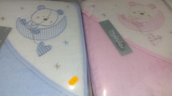 "Trapicos"nos trae descuentos en complementos de #bebes.El regalo perfecto. Mira la #oferta &gt;&gt; bit.ly/FdEDtoBebe