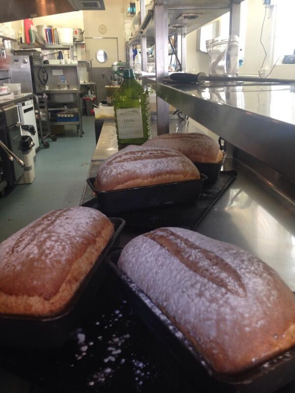bindleskitchen's tweet image. Freshly baked bread for our lovely sandwich selections #yummy