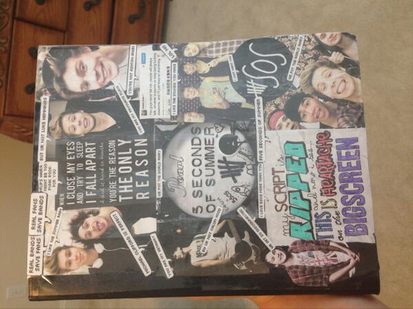 halftruthss's tweet photo. #5SOSFENDERCONTENDER #5SOSINDC
hi guys! Could you please help me rt this? it would mean a lot to me! Thanks :) http://t.co/AXpwGAbR9j