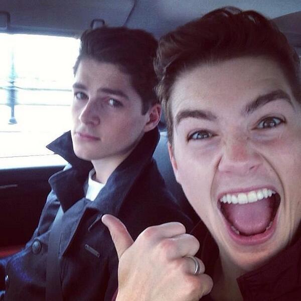 Jackharries_TH's tweet photo. แจ็คฟินน์เคยเรียนที่ The Harrodisn School #JacksGapFacts http://t.co/gTVXblWaMY