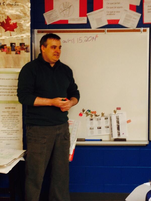 rolat's tweet image. Marcel Roy with Gr 6 Ss  #HourOfCode  explaining coding tools for programming  #ocsb #lcocsb enhancing .