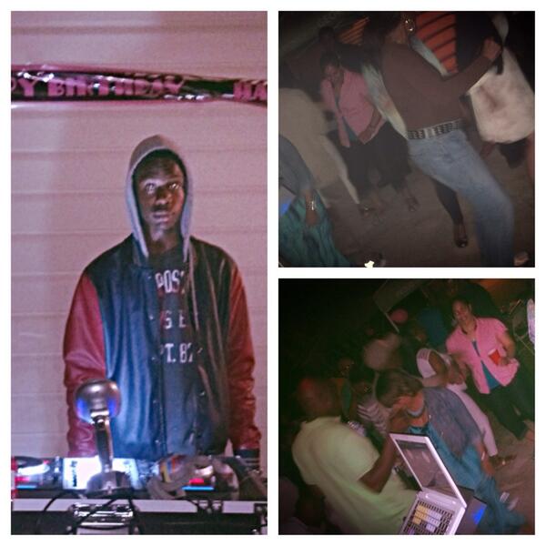 C3NTURiiMixItUp's tweet image. This is what I was doing while y'all were at prom #NumarkMixdeck #Numark #Mixdeck #Dj #DiscJockey #Prom2k14 #Music