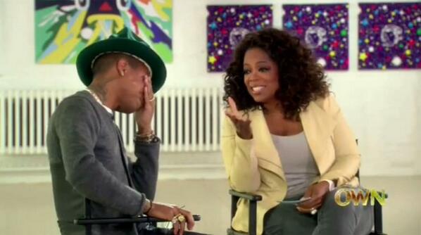 MediaTrio's tweet image. Em entrevista com Oprah, Pharrell Williams se emociona com vídeo de “Happy” no mundo todo! goo.gl/Z9bByW
