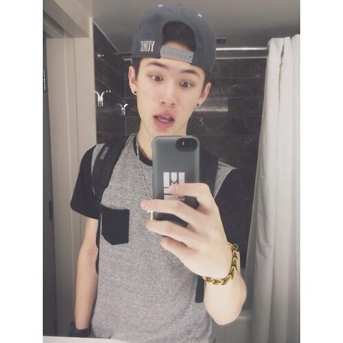 who tf' are you ? #selfie