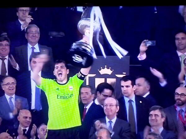 Rosario_Chando's tweet photo. #CopaDelRey #HalaMadrid CAMPEONES! http://t.co/IYtJl8s0ol