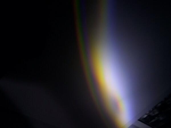 DispersionLPAC's tweet image. Here are the pictures we took to show you how we experimented with prisms and lights :)