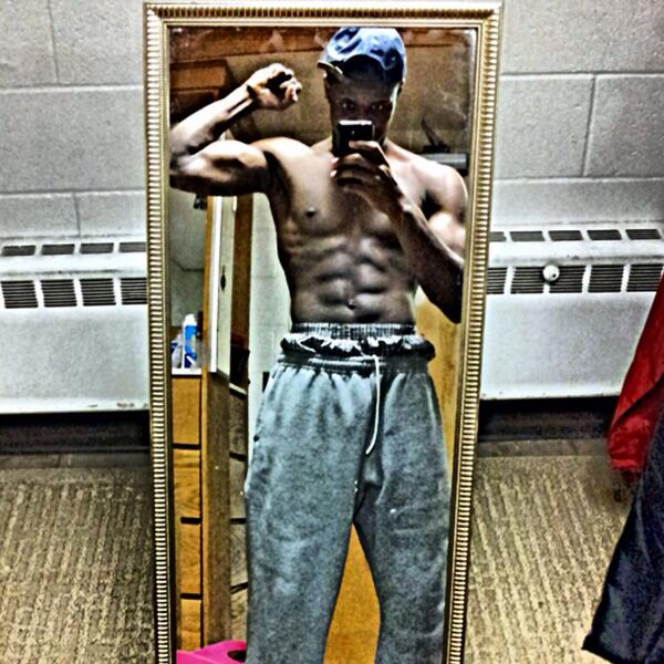 TheKingNiQs tweet picture