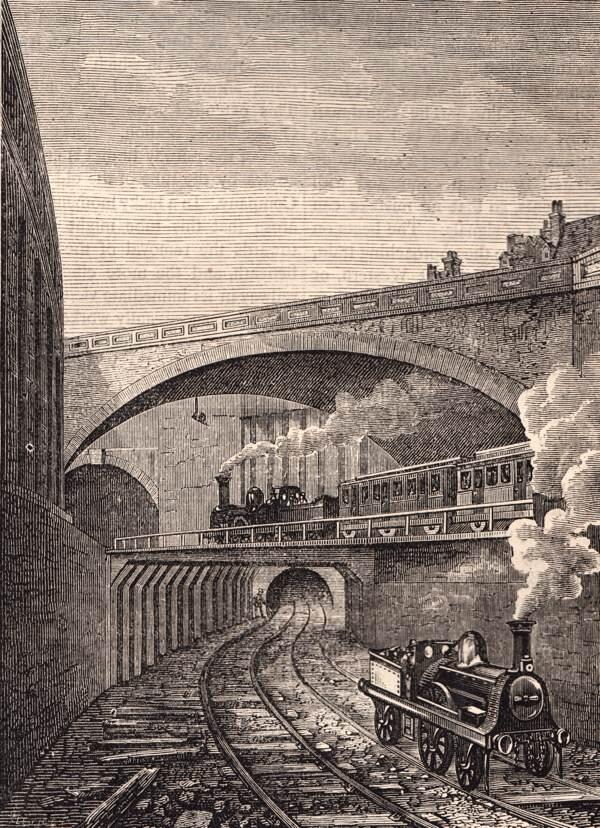 CharterhouseSq's tweet photo. "Entrance to the #Clerkenwell tunnel" 
See @thegentleauthor: http://t.co/iOWe7rIHyS
See also: http://t.co/kfB57ZSnh3 http://t.co/5CupHNGhbf