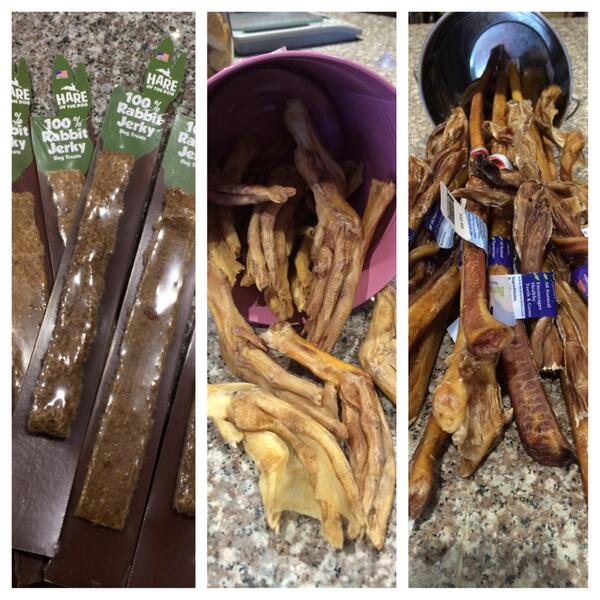 WoofGang_Fay's tweet photo. #besttreatsever  #ilovemydog http://t.co/Lw2QUMC4RN