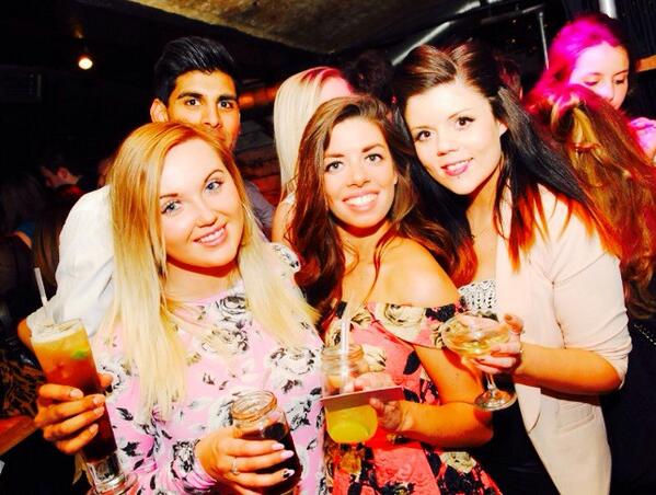 hollyoxinou's tweet photo. Saturday night @Foundationwc2 with my bestest @DanielleLWebb and Jodie x http://t.co/XuLJnXMRuJ