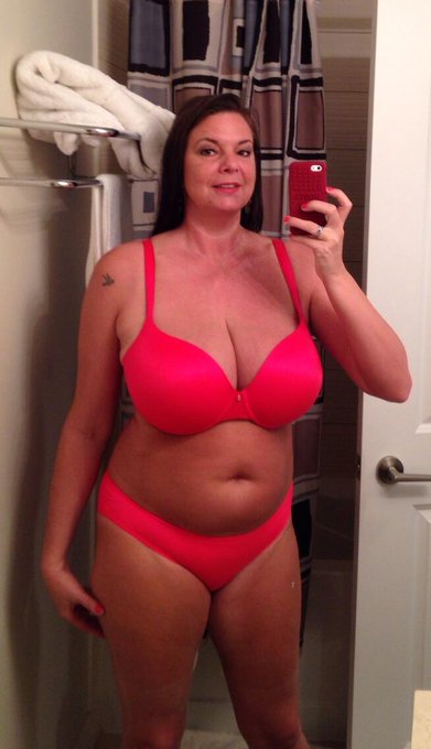 New matching panties for my bra http://t.co/wJ7alVTs88
