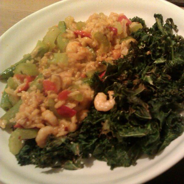 Another #Tweetwhatyoueat !! #sorrynotsorry #backonit #crispykale @BirdsEye #stirfry #absaremadeinthekitchen