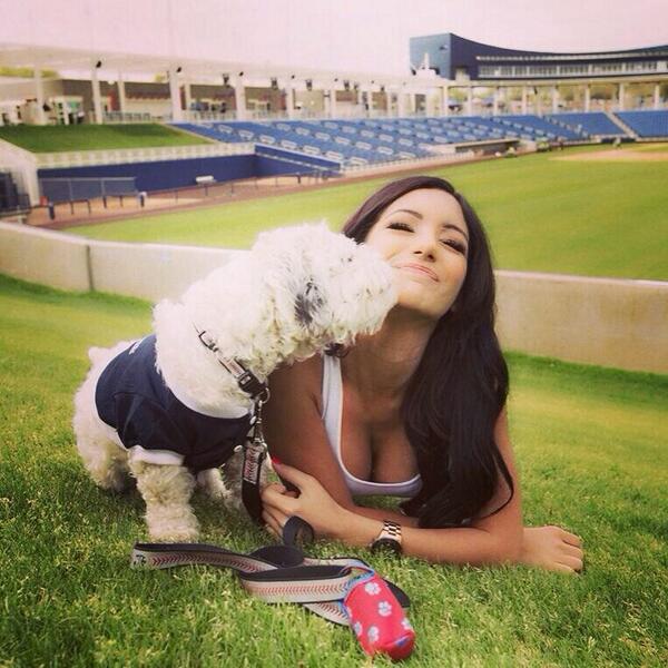 BitchItsMel's tweet image. Okay, just because I love sex doesn't mean I don't love animals.