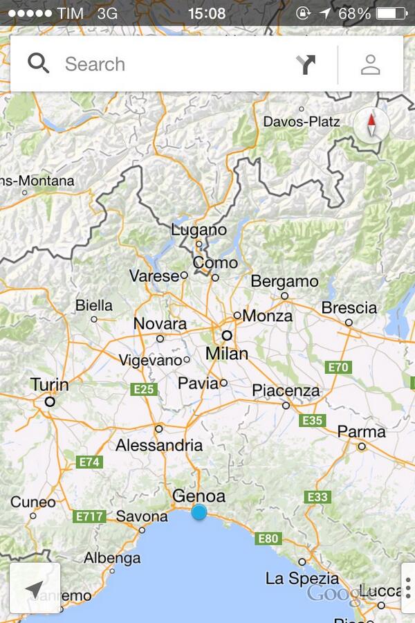 London2Lucca's tweet image. Somewhere in/near Genoa. Near the water #beautiful #athletes