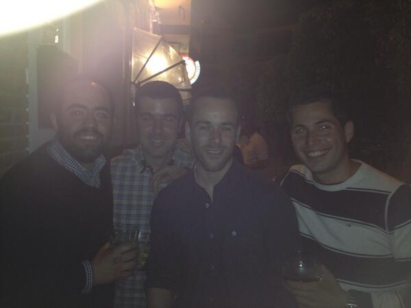 dusk_86's tweet photo. Peaso de miercoles santo con @ManoloNP @antonio_toro87 @sehioprieto y pacoooo!!!! http://t.co/vRk6TZCIXr