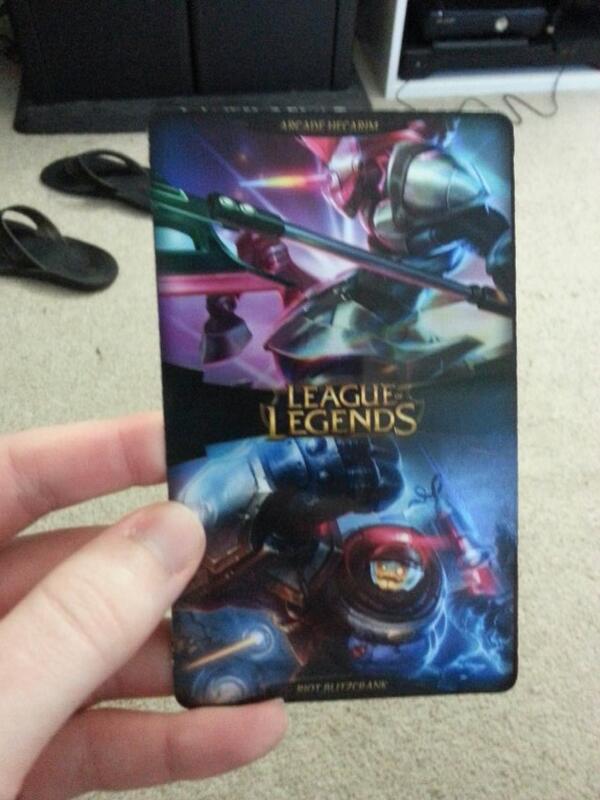 Drift0r's tweet photo. Giving away and Arcade Hecarim and Riot Blitzcrank code as soon as this is 120 retweets. http://t.co/CWG2D6RrXI