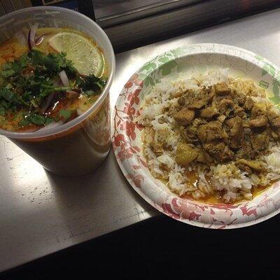 Whose hungry for some rice and spice? Visit us now! ht.ly/vSdfr #delicious  #affordablemeals #foodtruck