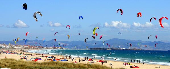 Kite_In_Paris's tweet photo. Kite paradise @tarifa @spain #kitesurf #wind @FeelSurferParis http://t.co/P5FyUqmHXB