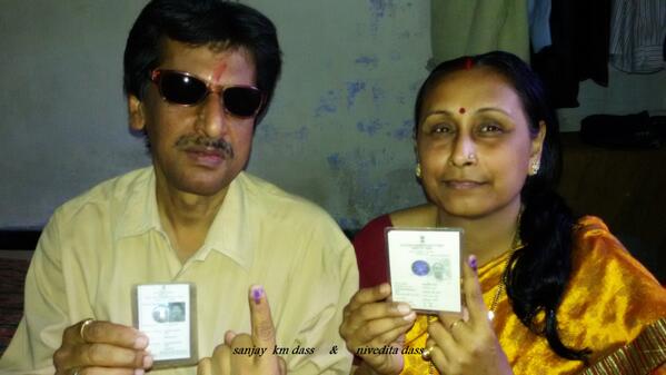 sujoy96's tweet photo. @aajtak my uncle and aunty's vote! http://t.co/F71hqf6PSe