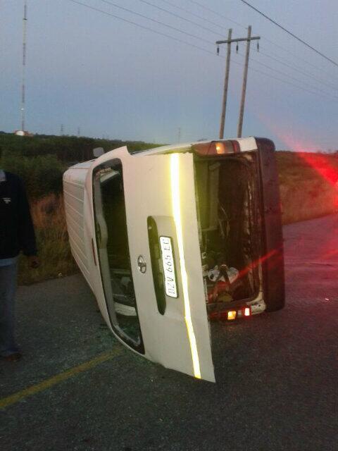 PrecisionTowIn's tweet photo. Old cape rd this morning http://t.co/y722Ggcvsu