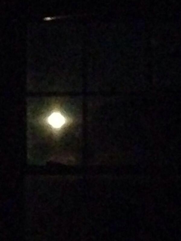 Amazing moon tonight! There's a cross right through it!!