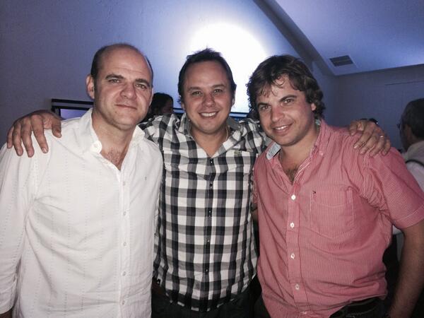 Fiesta cuarentona con amigos <a href="/JorgeDelucchi/">Jorge Delucchi</a> @AleRepilaDJS #GonzaloLanus <a href="/willypetty/">Willy Petty Catering</a> <a href="/RepilaDJS/">RepilaDJS</a>