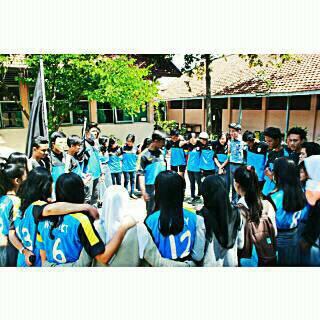 evasonia96's tweet photo. Bakal kangen momen gini da @SocialTwo10 http://t.co/1aS2z2tnt6