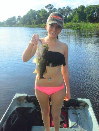 Hannah_LKelly's tweet photo. Went fishing at surveyors http://t.co/SIL91peGIl